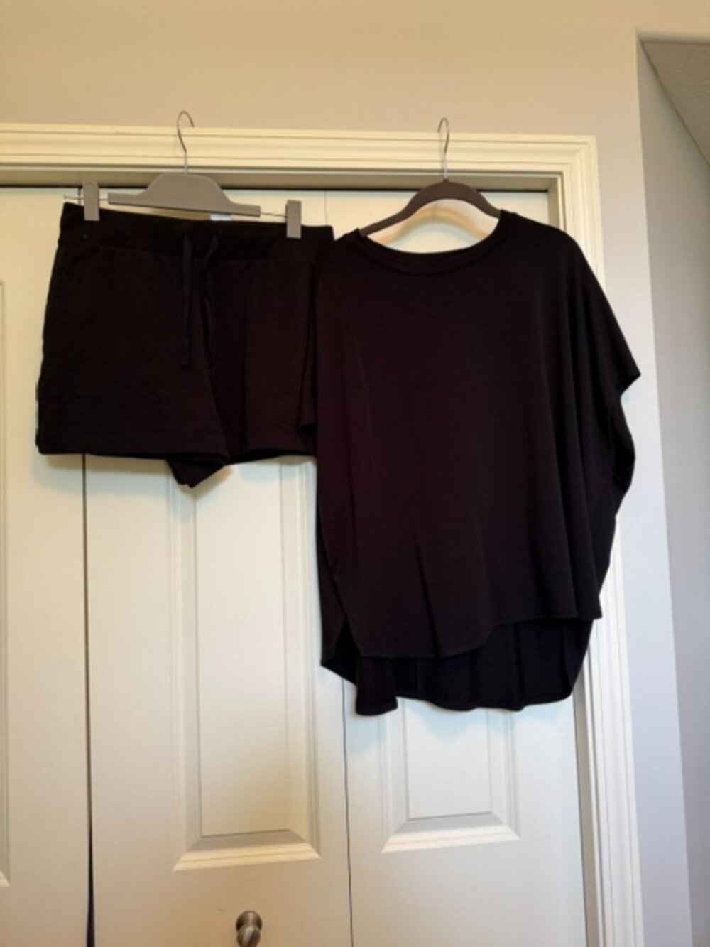 Lou & Grey Womens Short Set - Black
